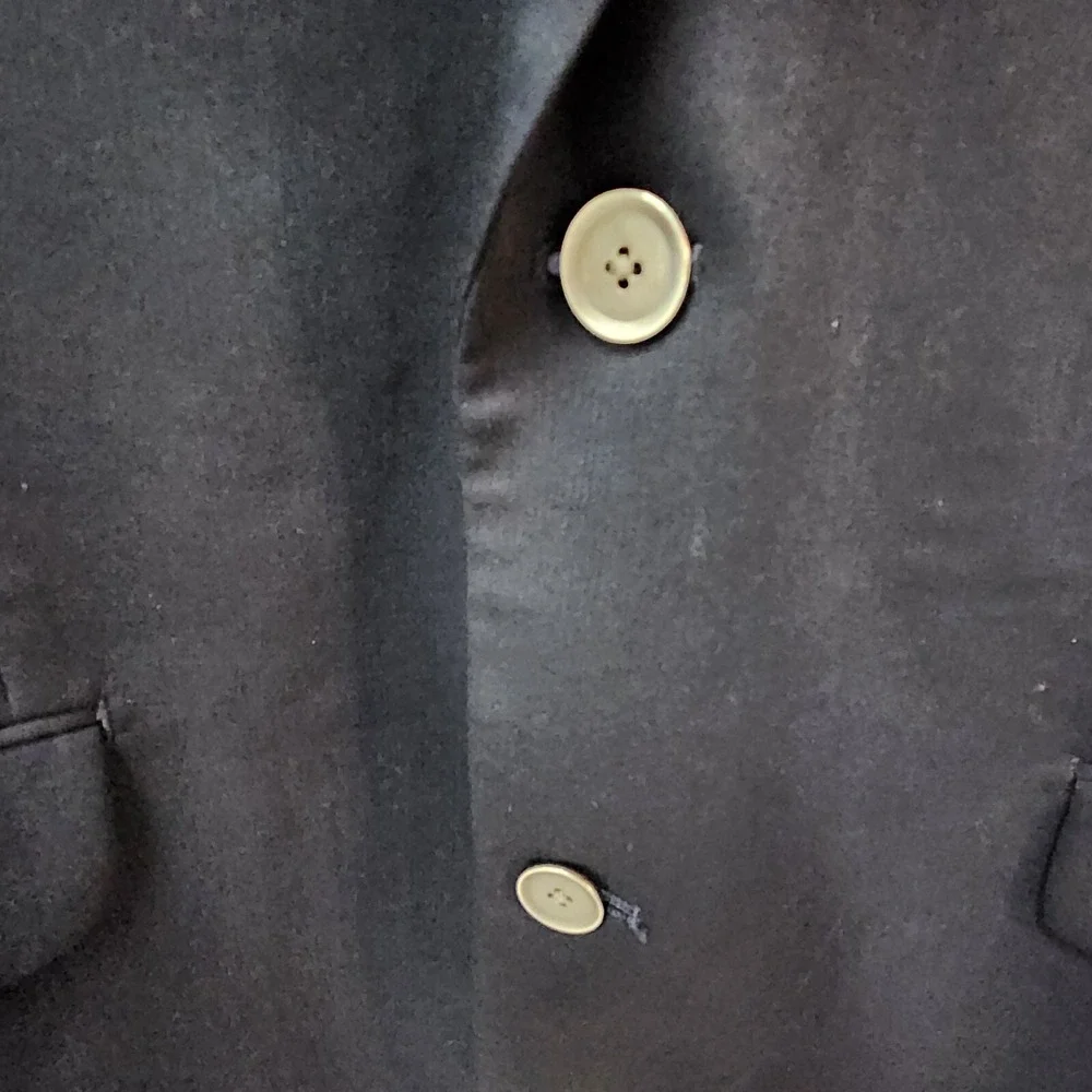 Calvin Klein Men's 46L Navy Blue Two Silver Button Wool Blazer Sport Coat Jacket